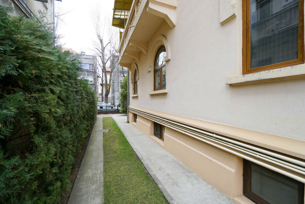 poza APARTAMENT IN VILA NEOROMANEASCA ZONA CAPITALE / DOROBANTI