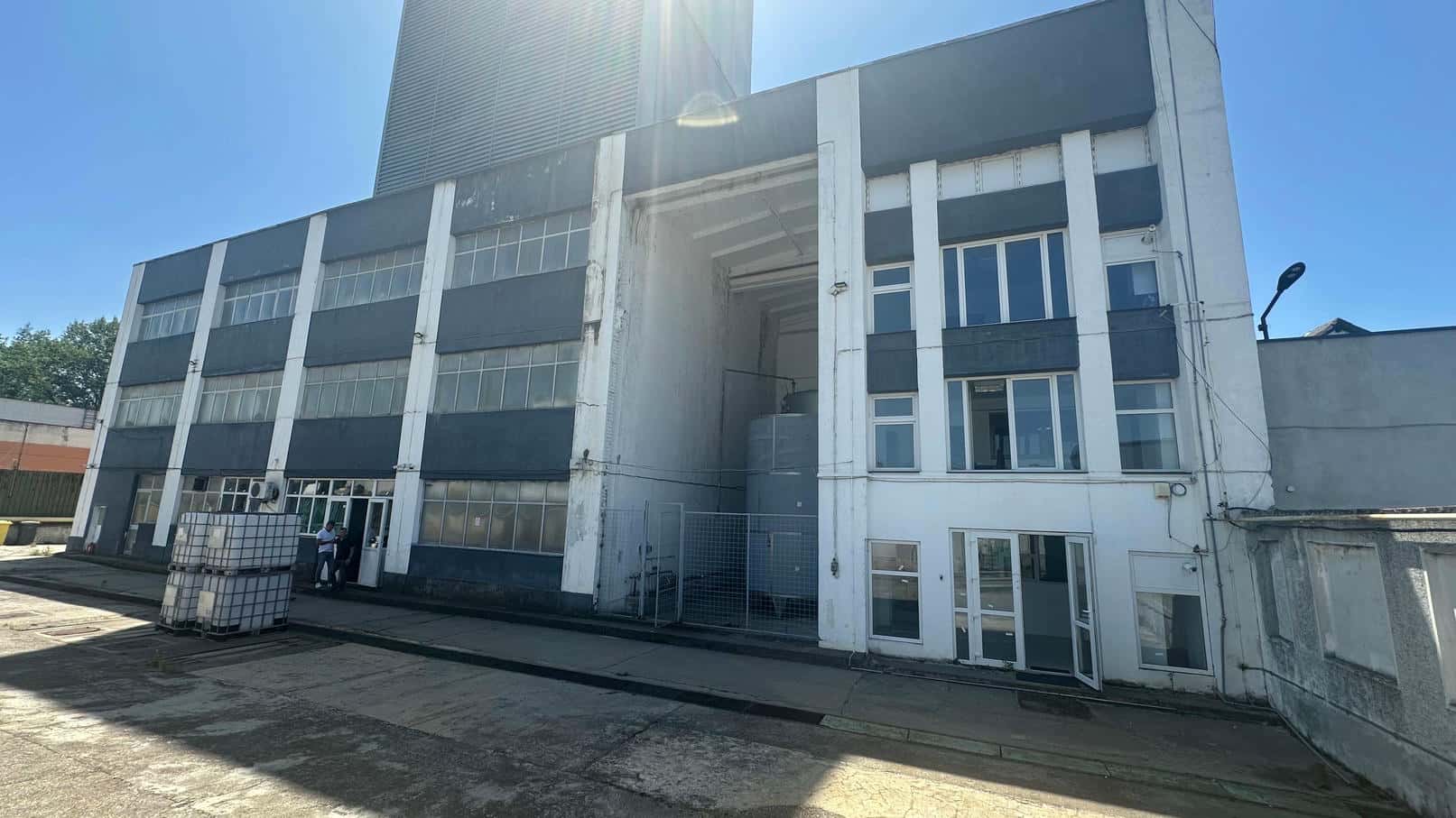 poza Jilava, Fabrica distilare Alcool, complet utilata pentru productie
