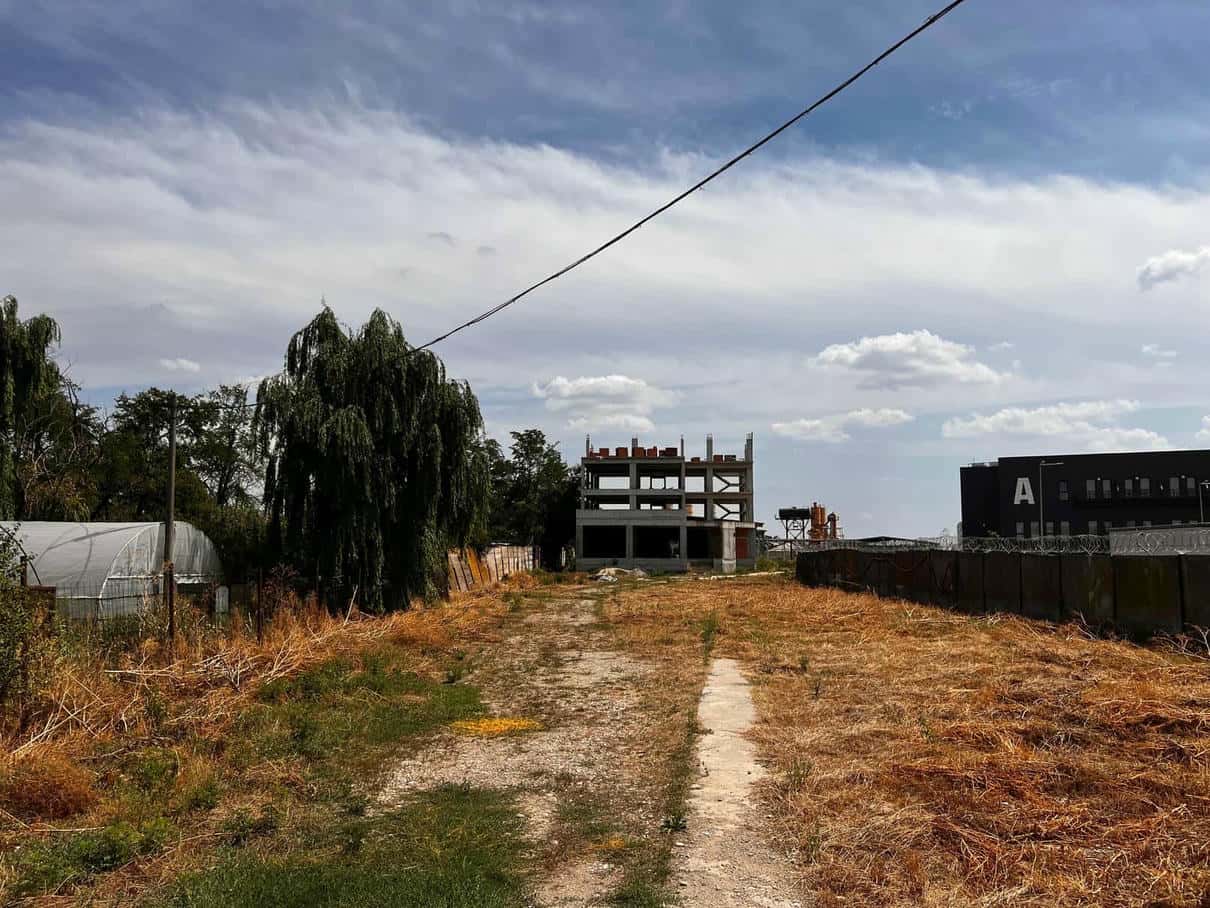 poza Teren 6.300 mp si Hala 2.600 mp + Birouri 1.300mp Popesti-Leordeni
